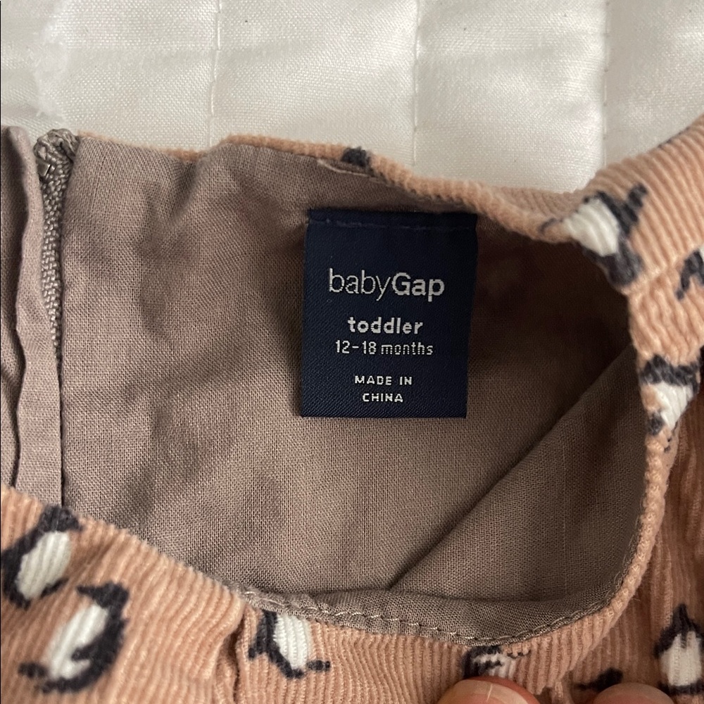 Baby Gap Outfit Penguin Top and Faux Fur Vest with White Corduroy Pant - Picture 3 of 12